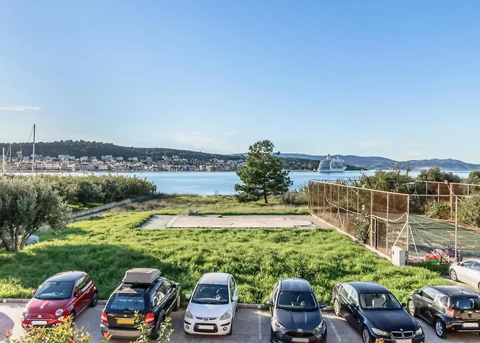 Gliving365 Capital *